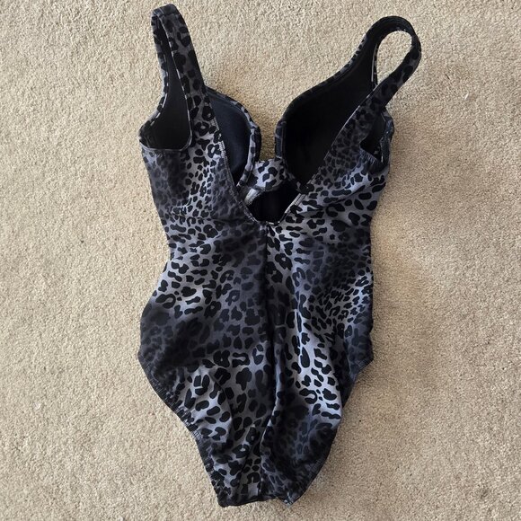 Miraclesuit Animal Print One Piece Swimsuit NWOT - Picture 4 of 5